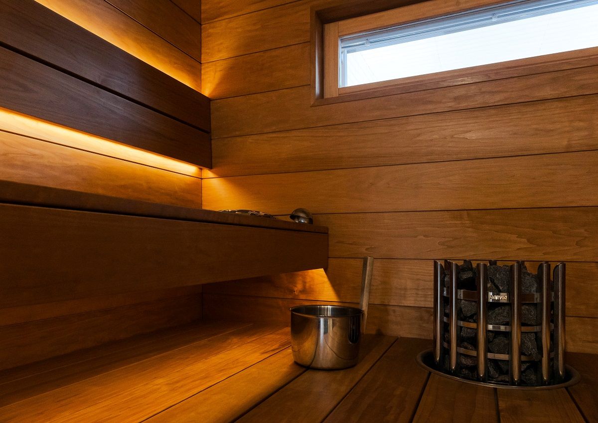 Illuminazione della sauna con striscia a led.
